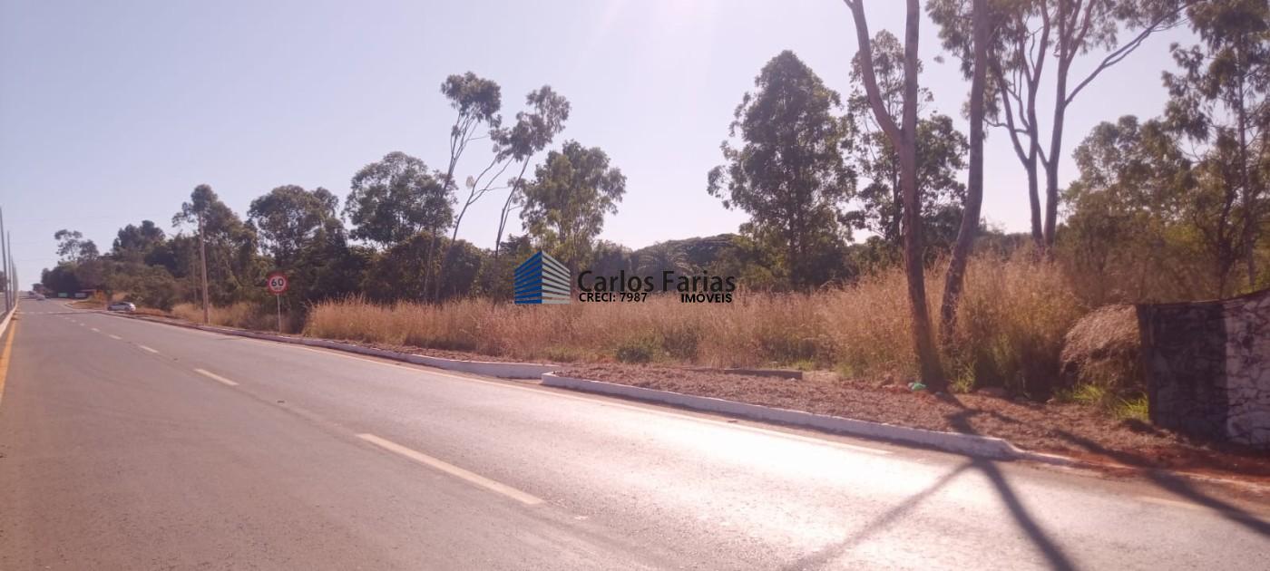 Chácara à venda com 3 quartos, 250m² - Foto 14