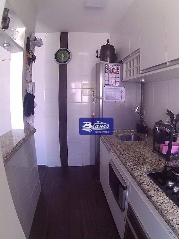 Apartamento à venda com 2 quartos, 46m² - Foto 15