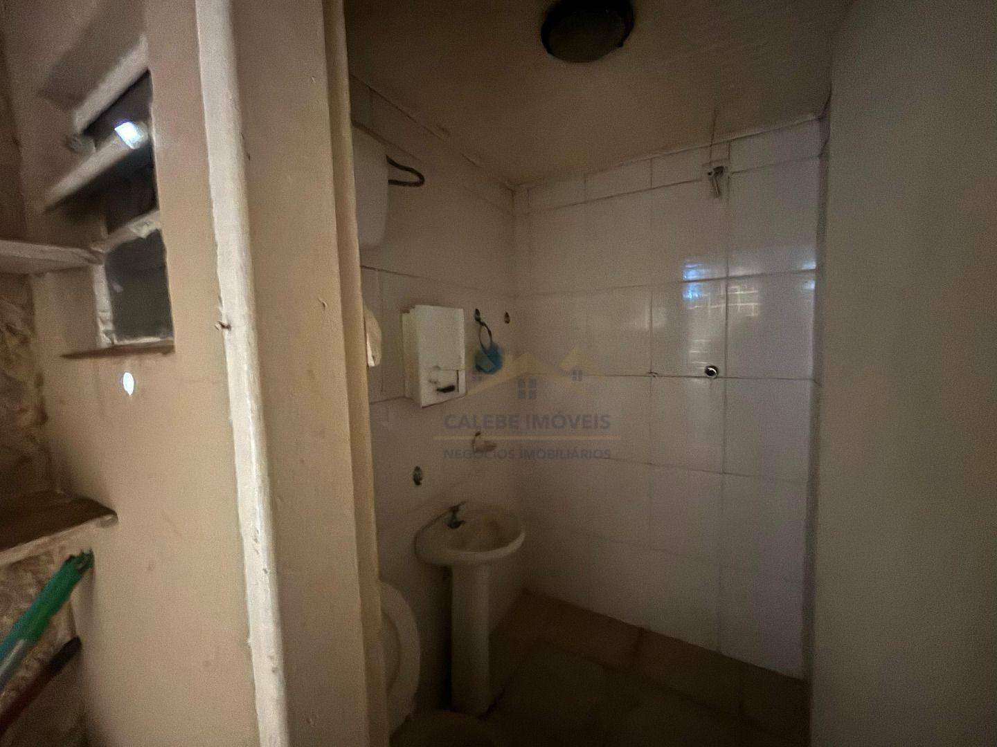 Casa à venda com 3 quartos, 66m² - Foto 10