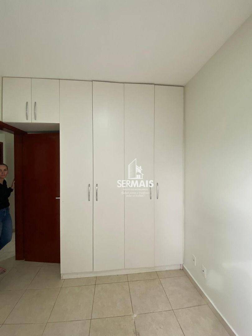 Apartamento para alugar com 2 quartos, 56m² - Foto 11