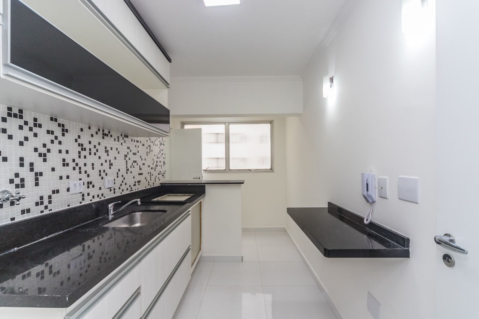 Apartamento à venda com 2 quartos, 61m² - Foto 15