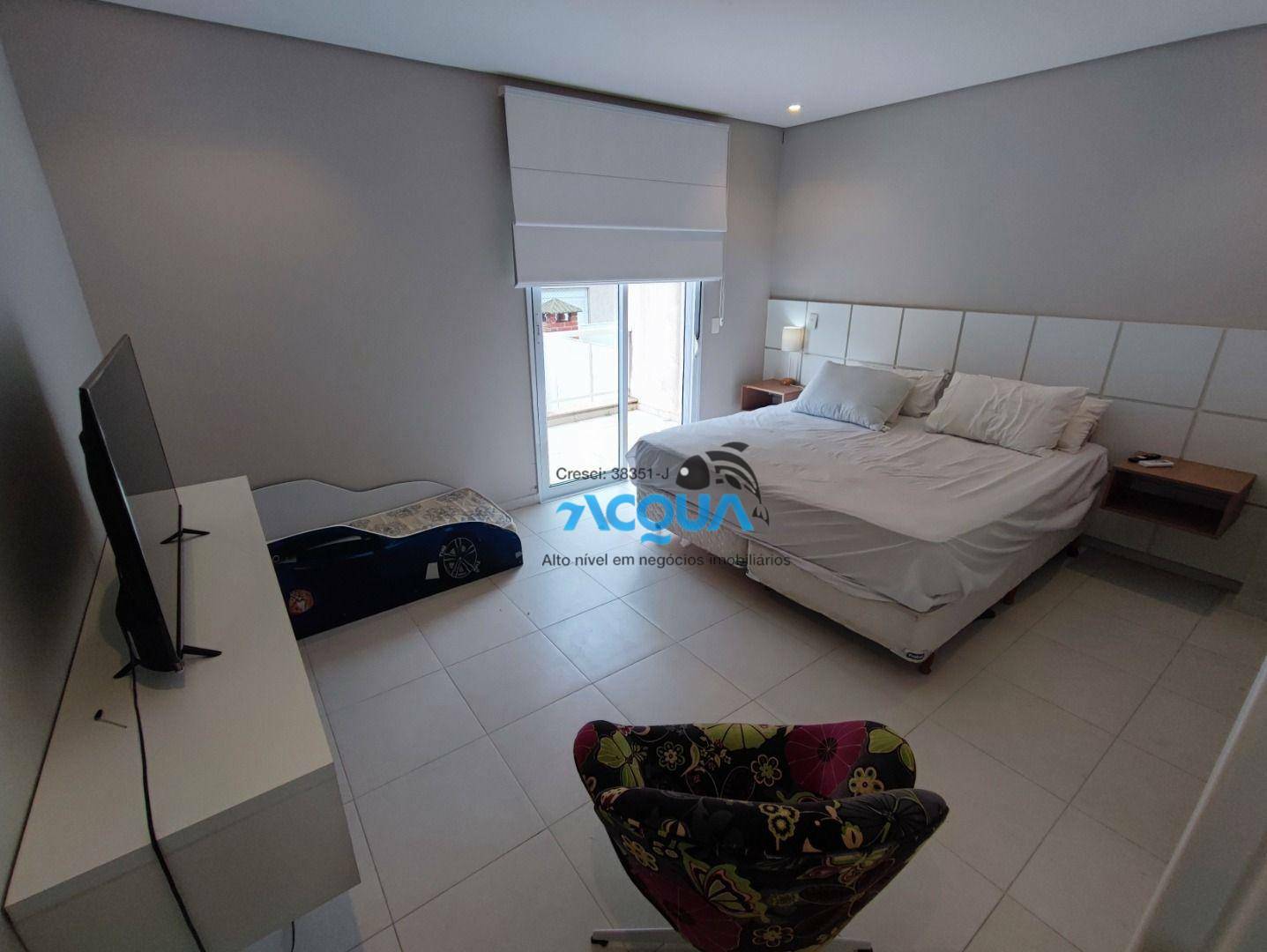 Casa de Condomínio à venda com 4 quartos, 315m² - Foto 5