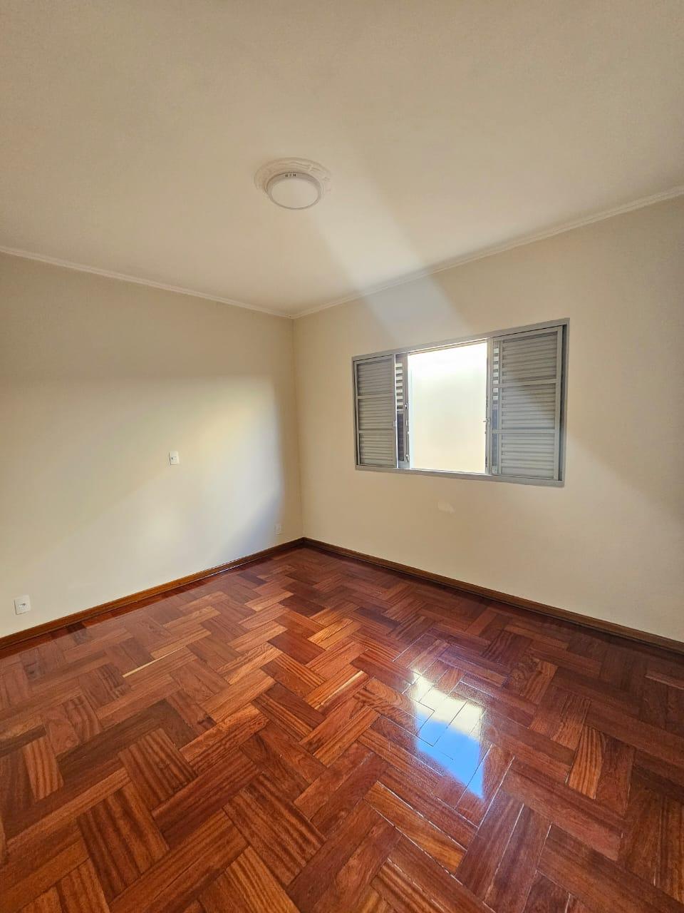 Casa à venda com 3 quartos, 150m² - Foto 9