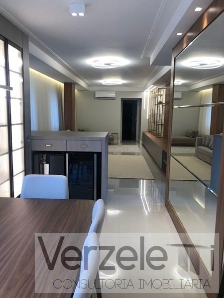 Apartamento à venda com 3 quartos, 136m² - Foto 4