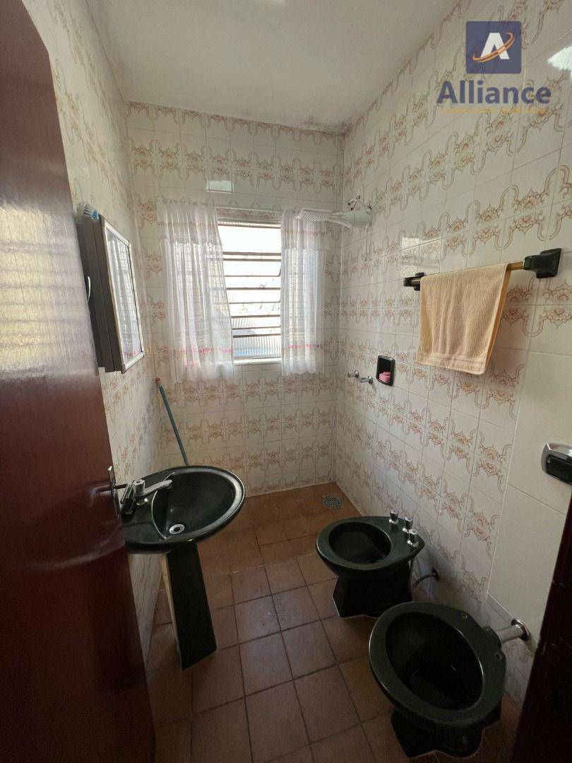 Casa à venda com 3 quartos, 250m² - Foto 5