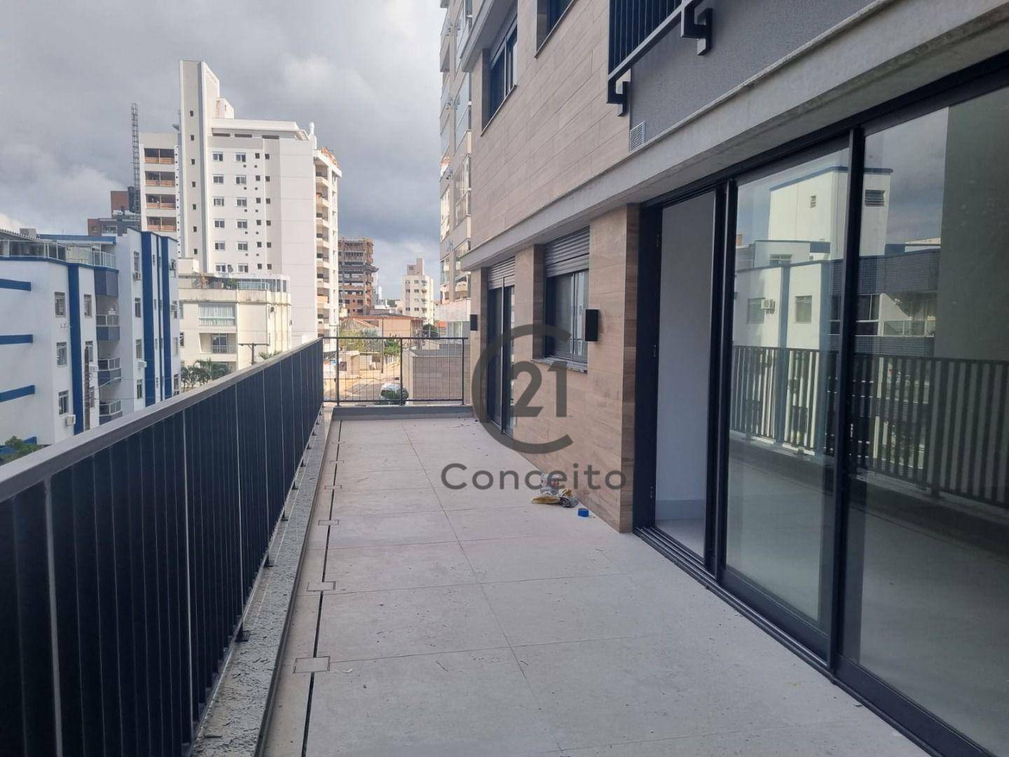 Apartamento à venda com 3 quartos, 129m² - Foto 1