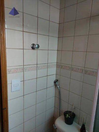 Apartamento à venda com 2 quartos, 55m² - Foto 18