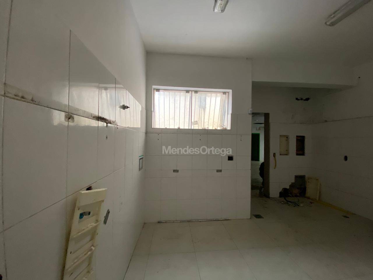 Loja-Salão para alugar, 300m² - Foto 16