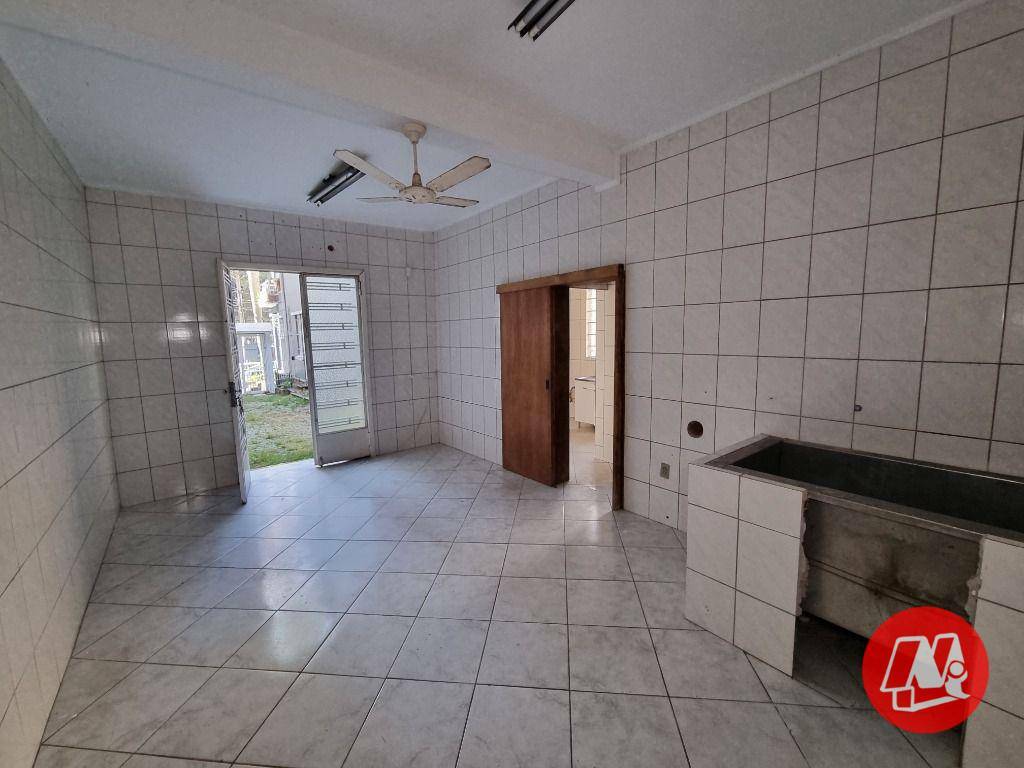 Casa para alugar, 300m² - Foto 44