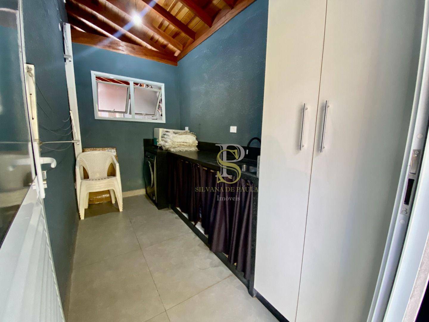 Casa à venda com 3 quartos, 200m² - Foto 27