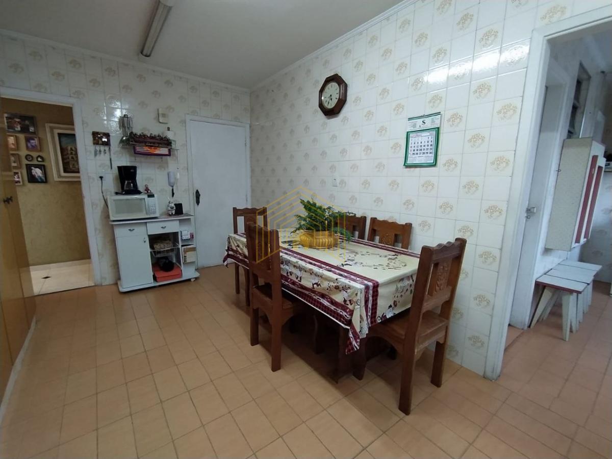 Apartamento à venda com 3 quartos, 130m² - Foto 9