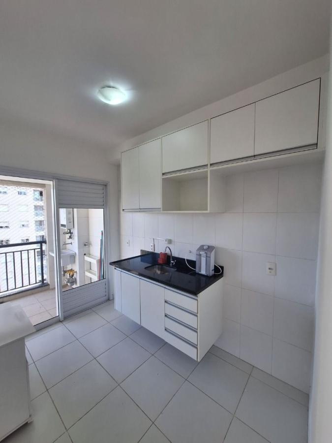 Apartamento para alugar com 1 quarto, 49m² - Foto 2