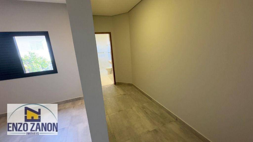 Sobrado à venda com 3 quartos, 179m² - Foto 2