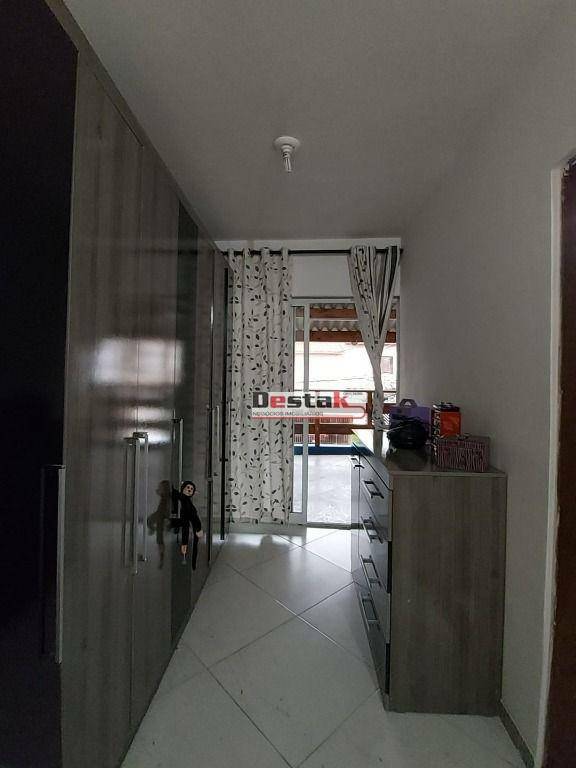 Sobrado à venda com 2 quartos, 146m² - Foto 20