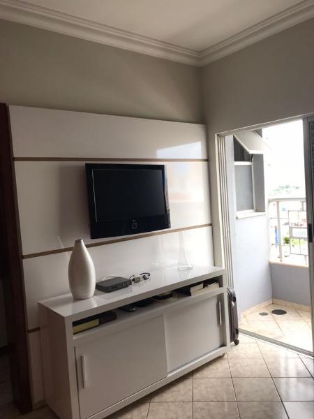 Apartamento à venda com 3 quartos, 140m² - Foto 11