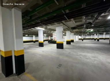 Apartamento para alugar com 2 quartos, 65m² - Foto 31