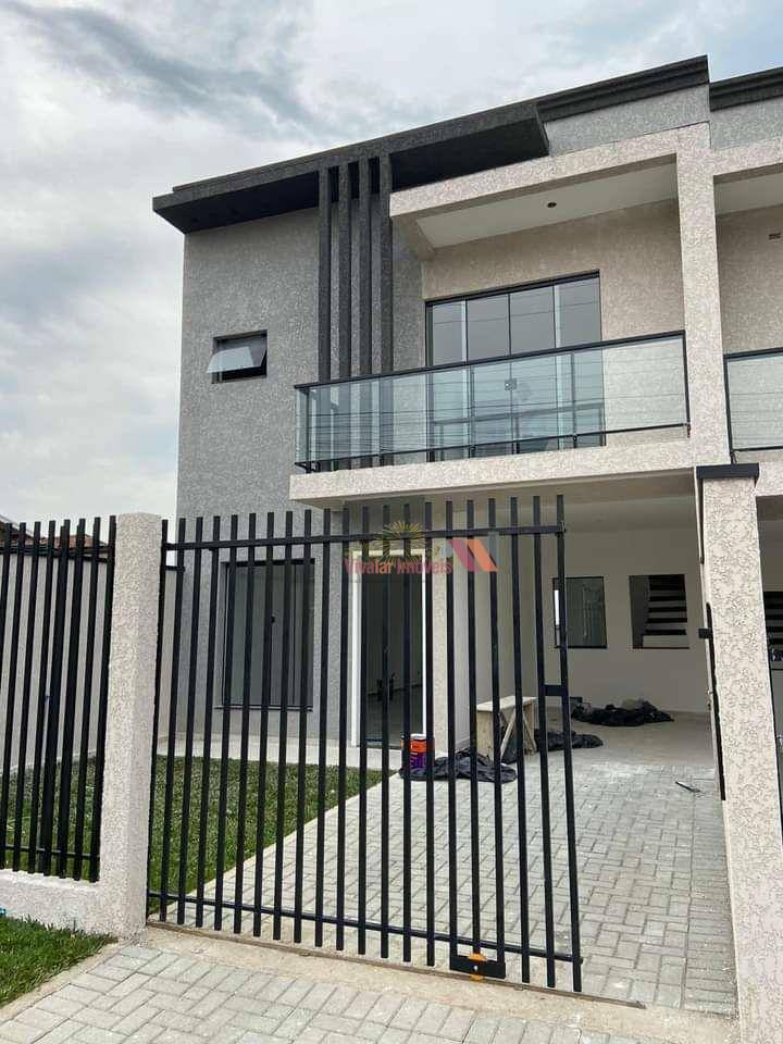 Sobrado à venda com 3 quartos, 118m² - Foto 1