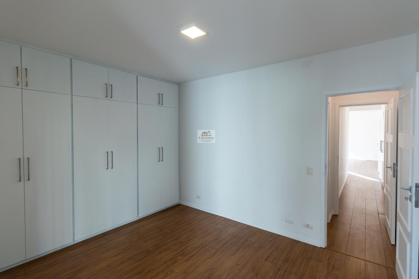 Apartamento para alugar com 2 quartos, 110m² - Foto 15