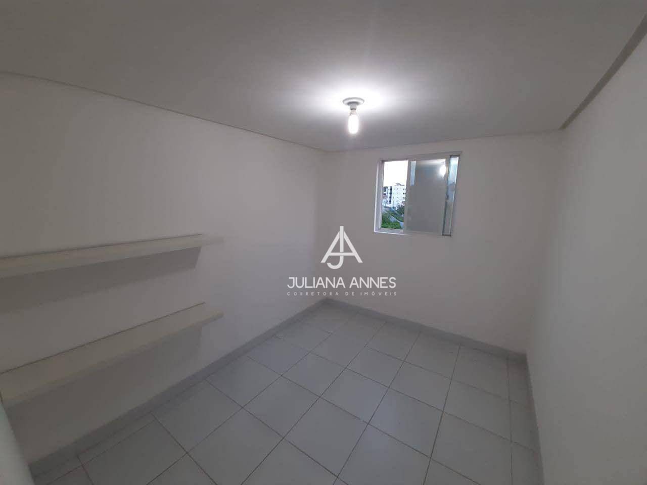 Apartamento à venda com 3 quartos, 75m² - Foto 4