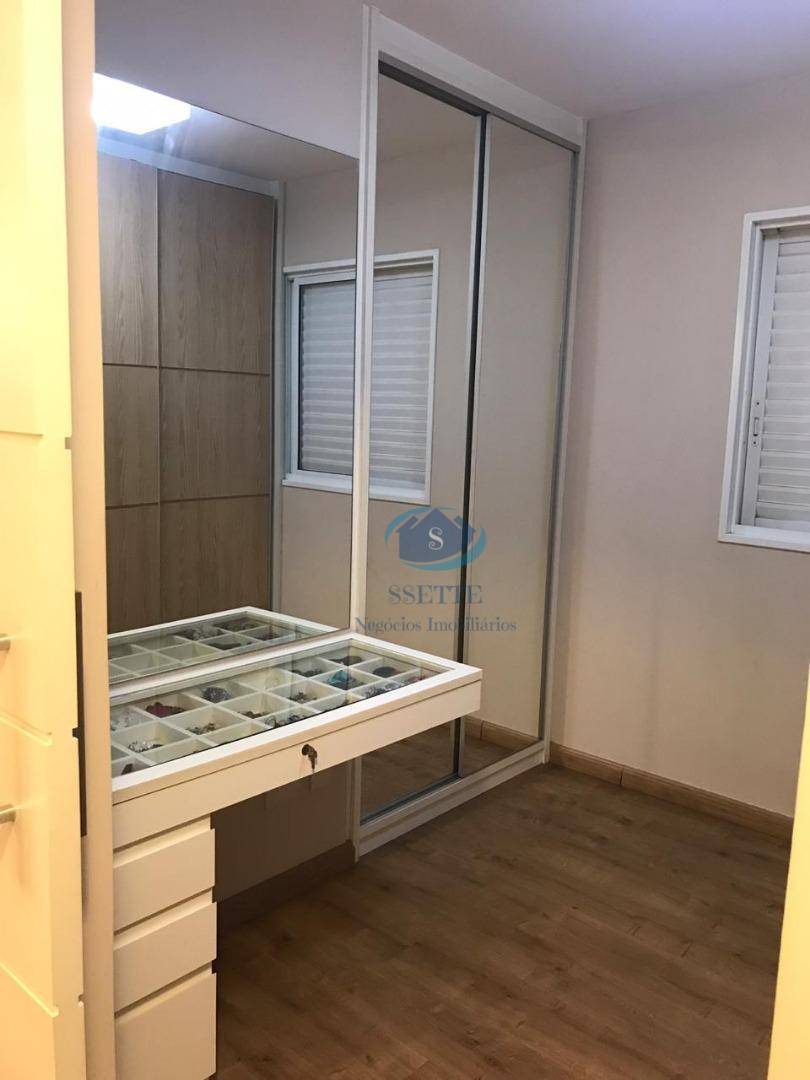 Apartamento à venda com 2 quartos, 65m² - Foto 14