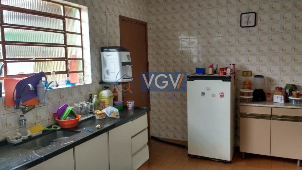 Casa à venda com 3 quartos, 147m² - Foto 8