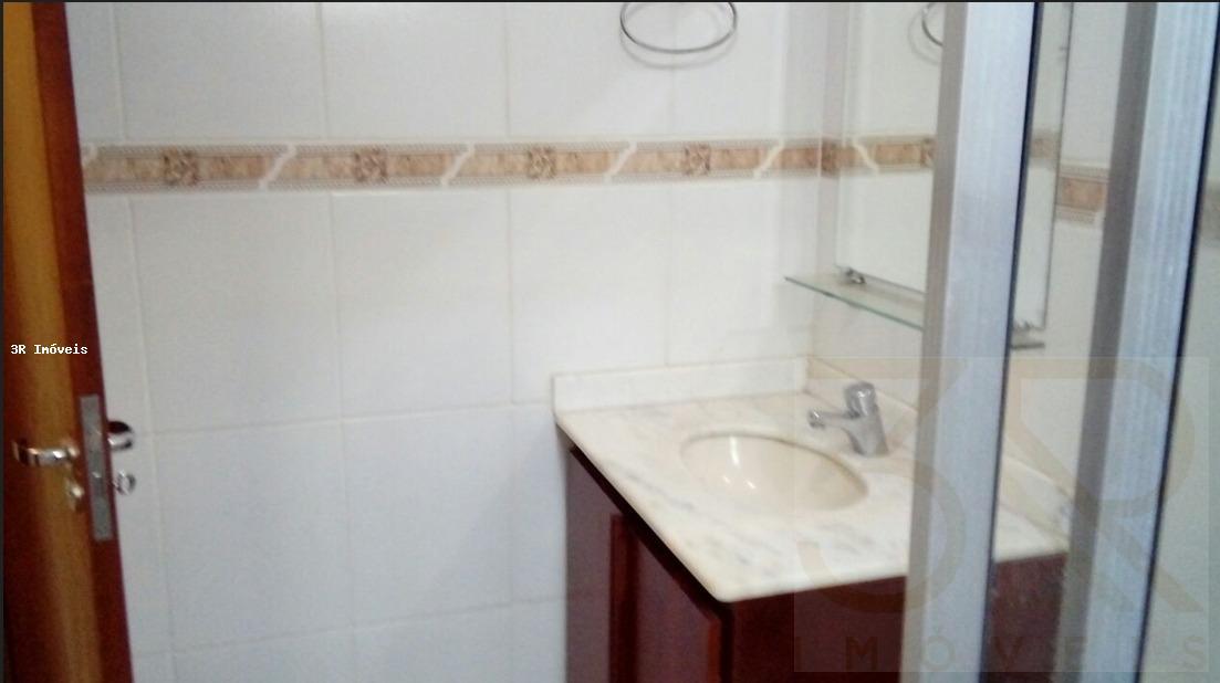 Apartamento à venda com 2 quartos, 70m² - Foto 13