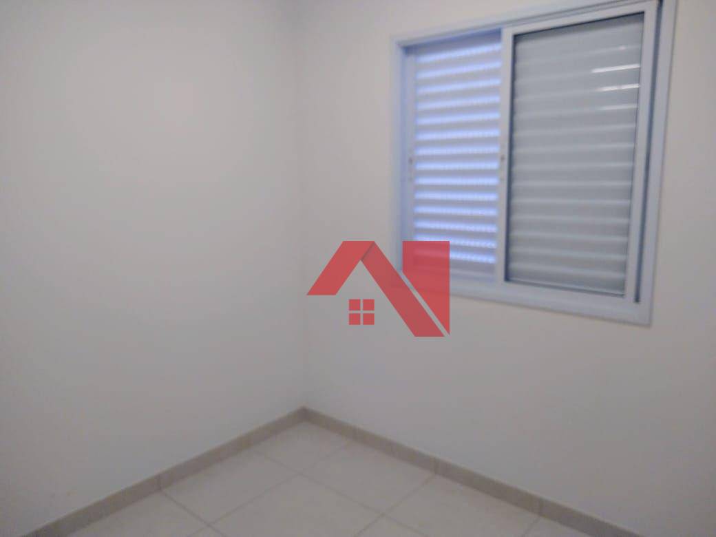 Apartamento à venda com 3 quartos, 80m² - Foto 3