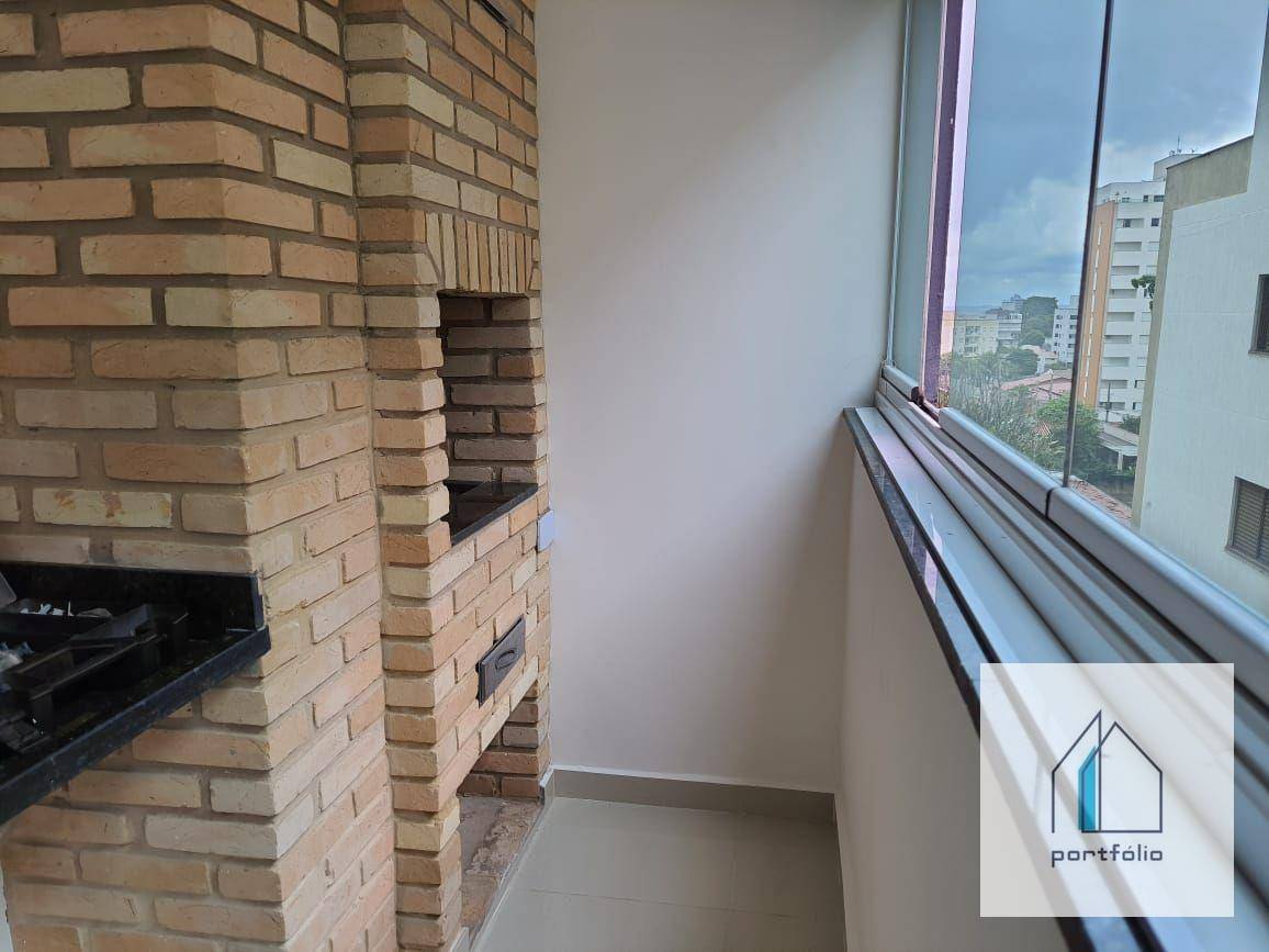 Apartamento à venda com 3 quartos, 107m² - Foto 7