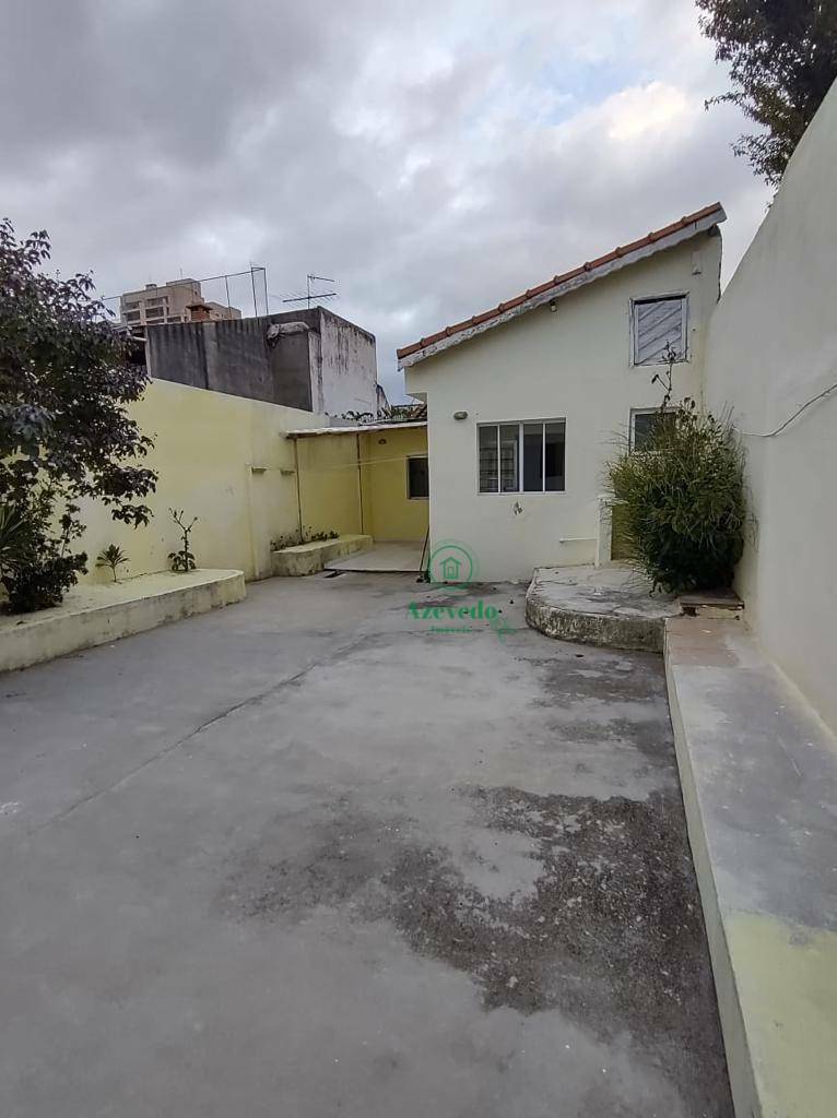 Casa à venda com 4 quartos, 272m² - Foto 8