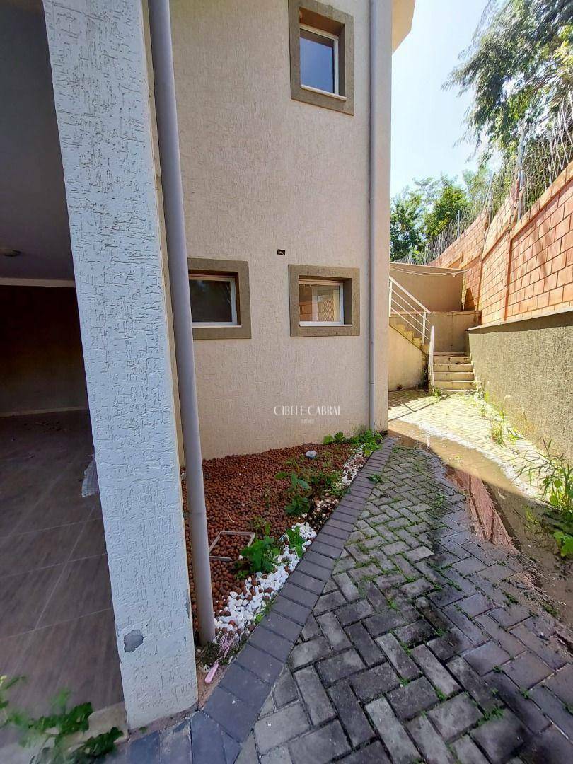 Casa de Condomínio à venda e aluguel com 3 quartos, 245m² - Foto 33