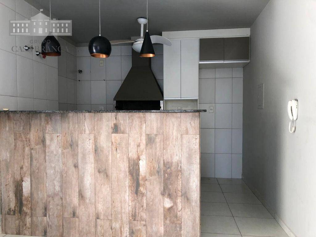 Apartamento para alugar com 2 quartos, 107m² - Foto 3