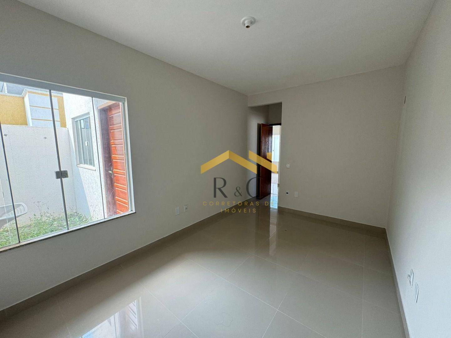 Casa à venda com 2 quartos, 60m² - Foto 14