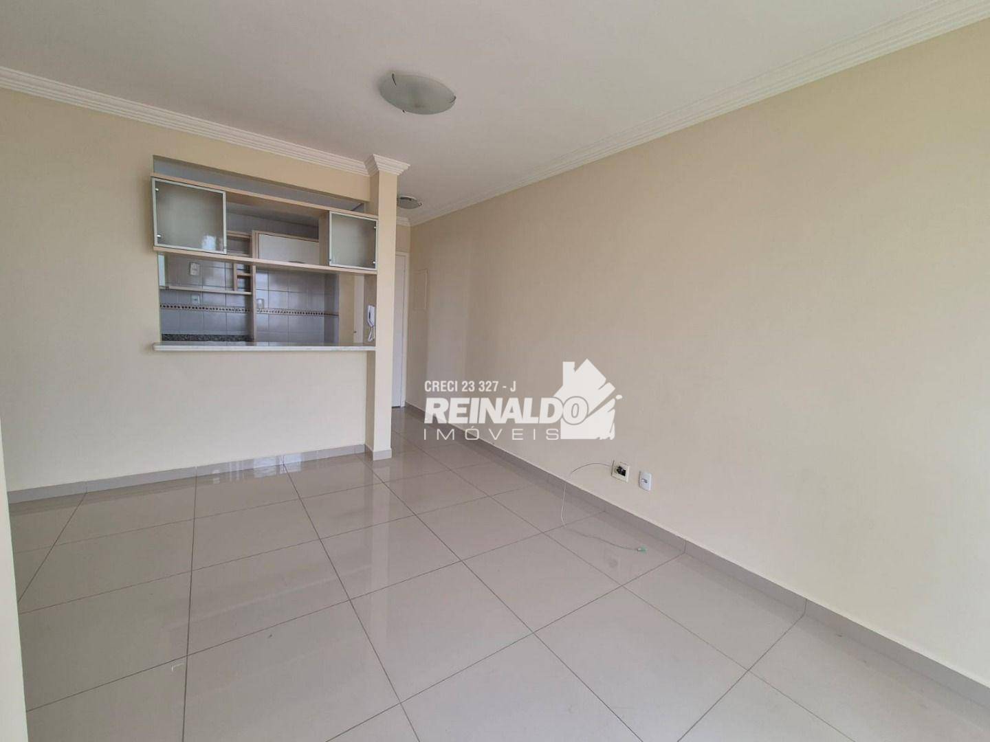 Apartamento à venda com 2 quartos, 61m² - Foto 2