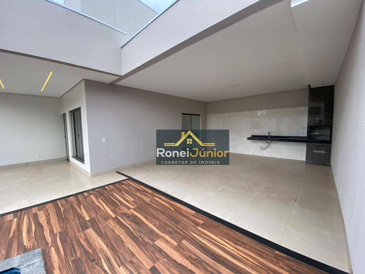 Casa à venda com 3 quartos, 126m² - Foto 4