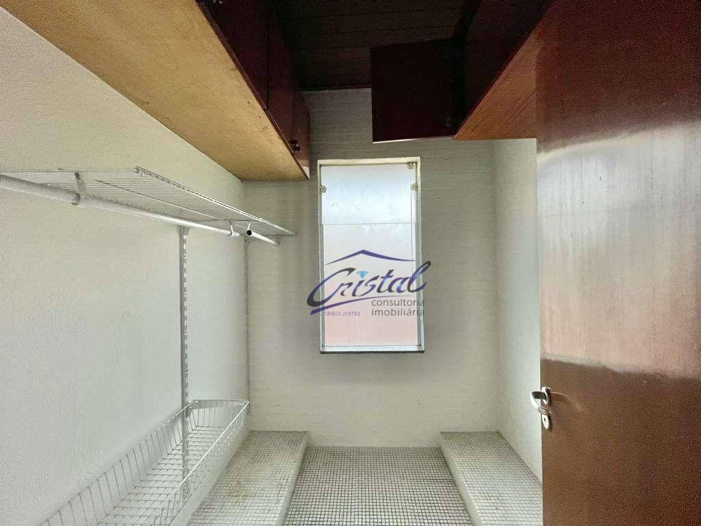 Casa de Condomínio para alugar com 4 quartos, 350m² - Foto 36