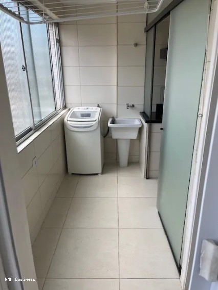 Apartamento para alugar com 3 quartos, 105m² - Foto 14