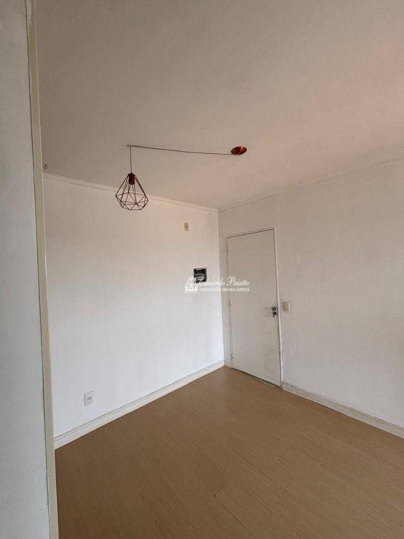 Apartamento à venda com 2 quartos, 53m² - Foto 3