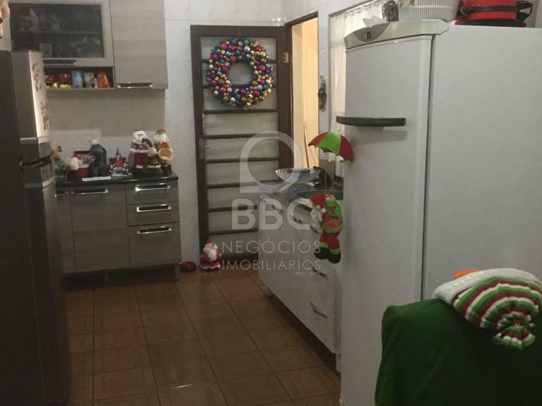 Sobrado à venda com 2 quartos, 209m² - Foto 7