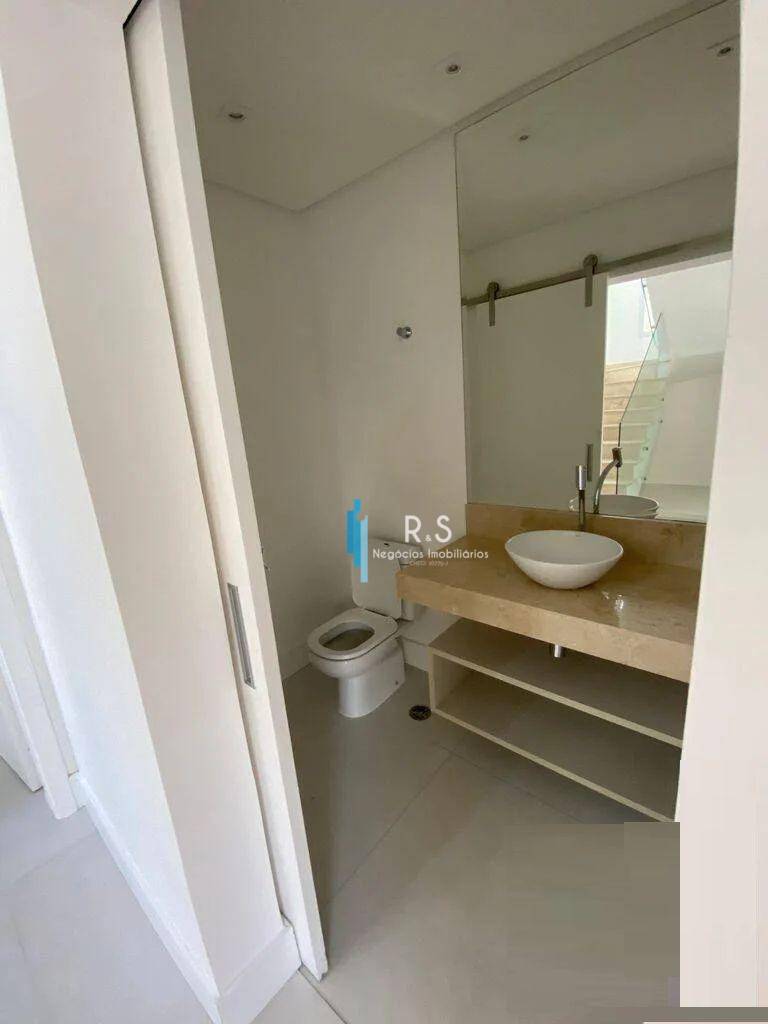 Casa à venda com 6 quartos, 380m² - Foto 17