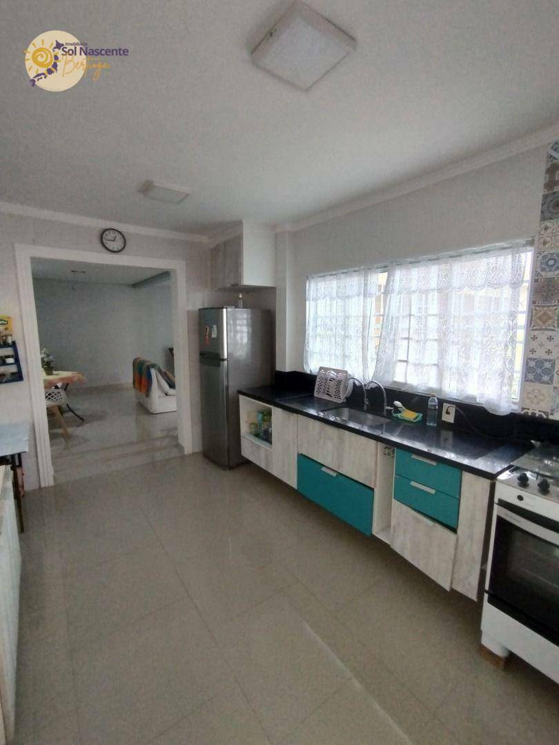 Casa à venda com 4 quartos, 180m² - Foto 21