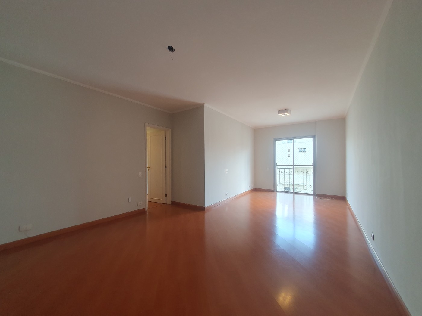 Apartamento para alugar com 3 quartos, 110m² - Foto 28