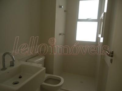 Apartamento para alugar com 3 quartos, 180m² - Foto 5