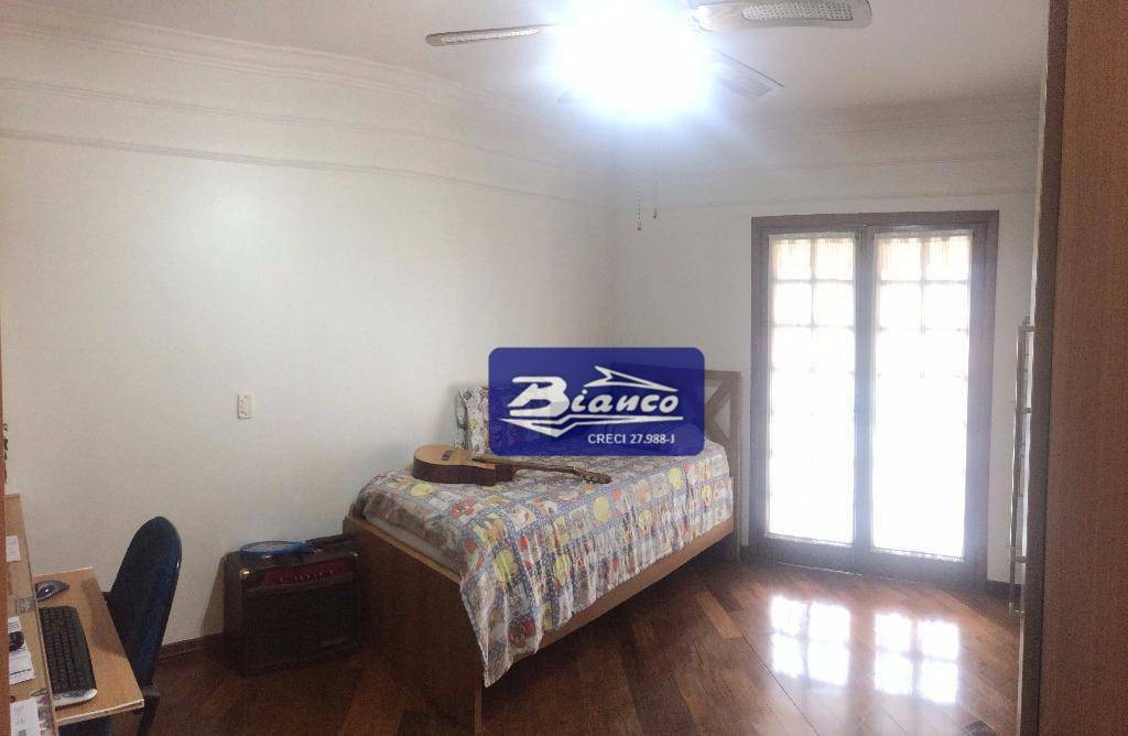 Sobrado à venda com 3 quartos, 322m² - Foto 28