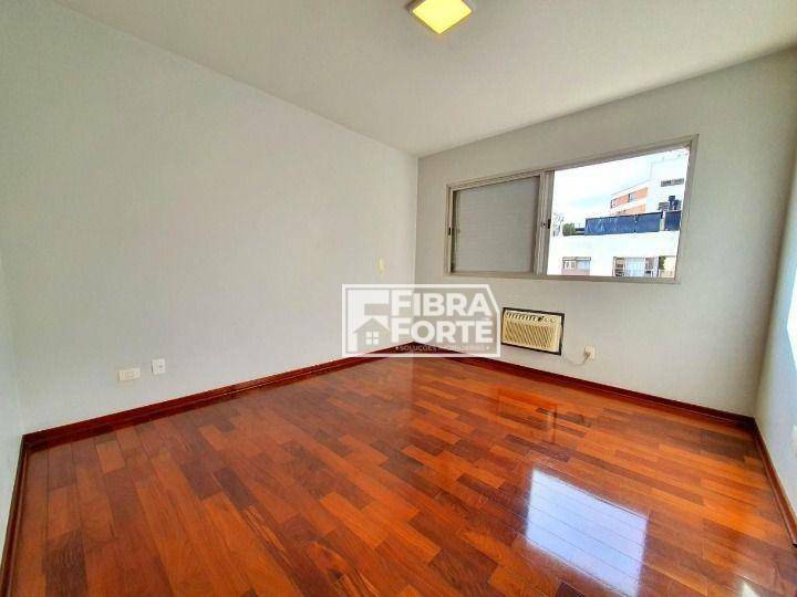 Apartamento à venda com 5 quartos, 280m² - Foto 13