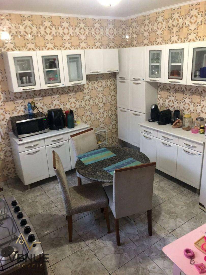 Sobrado à venda com 2 quartos, 135m² - Foto 11