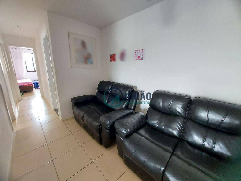 Apartamento à venda com 3 quartos, 75m² - Foto 3