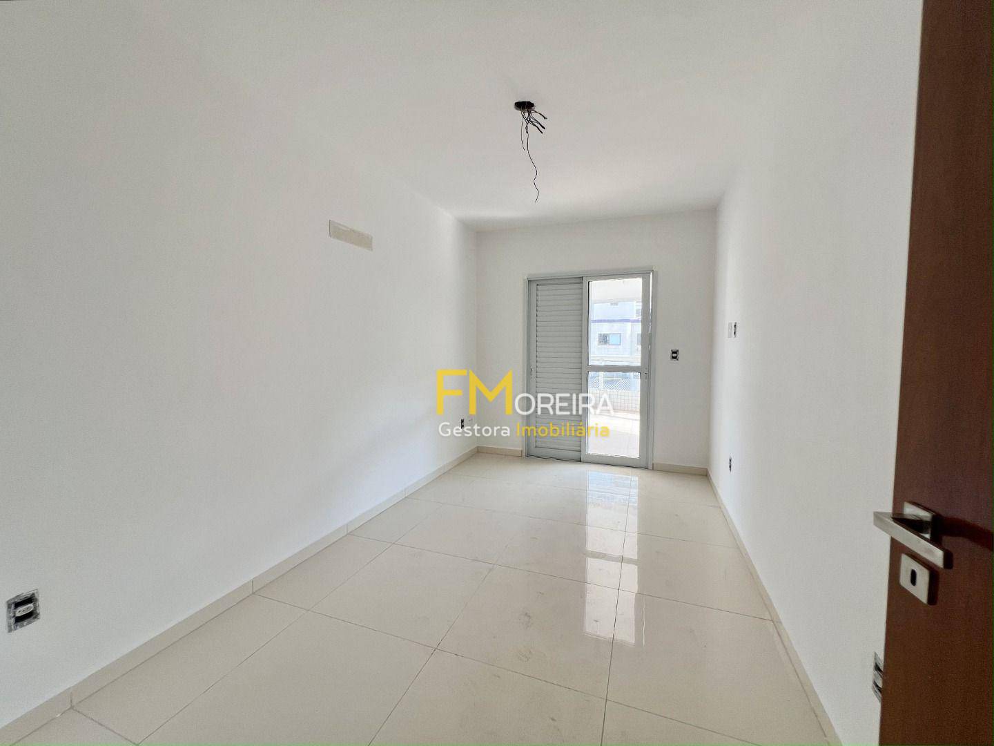 Apartamento à venda com 3 quartos, 162m² - Foto 9