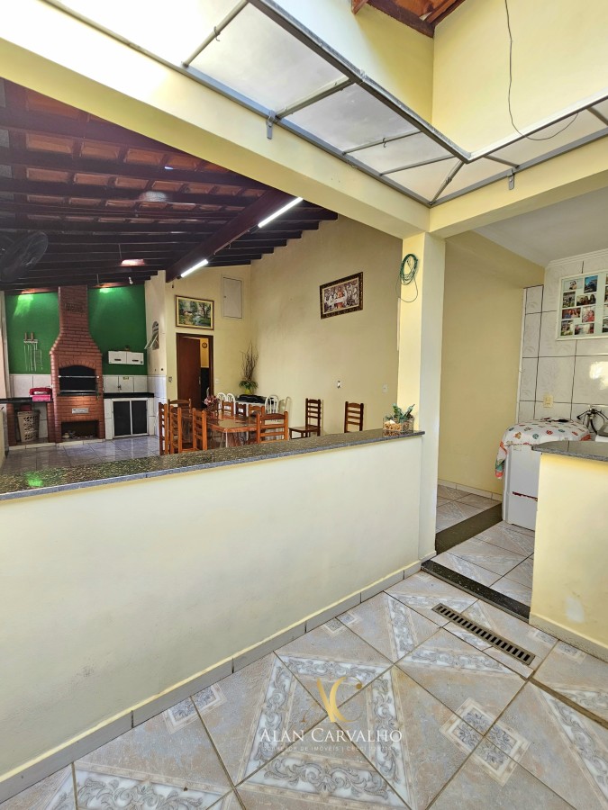 Casa à venda com 3 quartos, 200m² - Foto 16