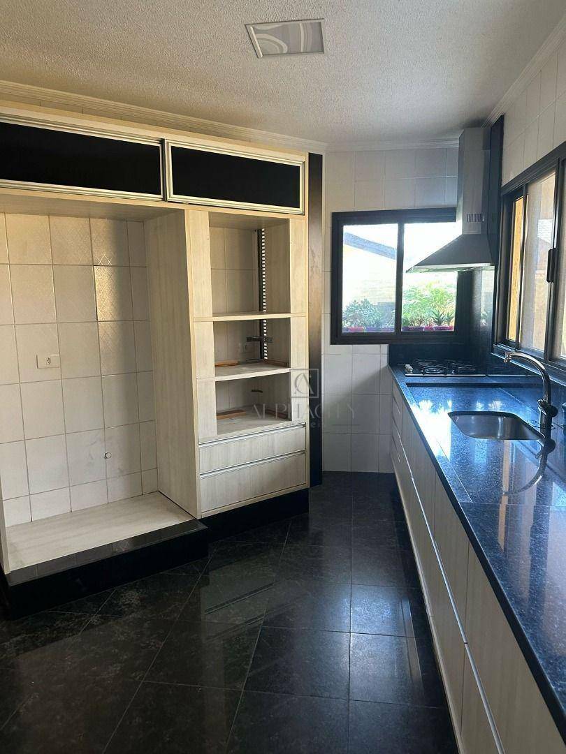 Casa de Condomínio à venda com 4 quartos, 460m² - Foto 3