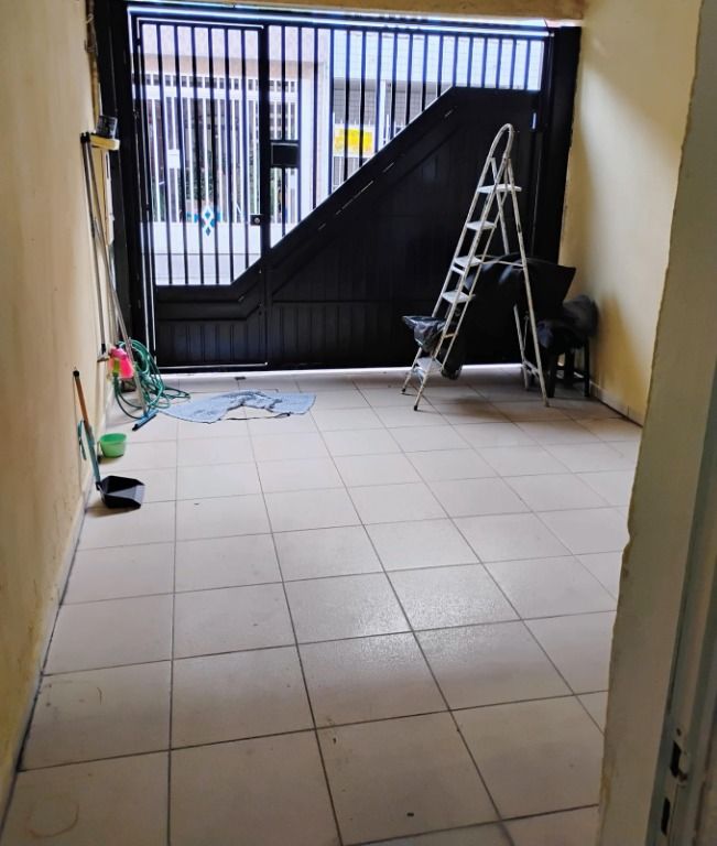 Sobrado à venda com 2 quartos, 160m² - Foto 2